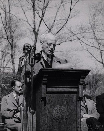 Dr. J.C. Webster speaking at the Poets' Corner Unveiling Ceremony - UAPC11no11(11)